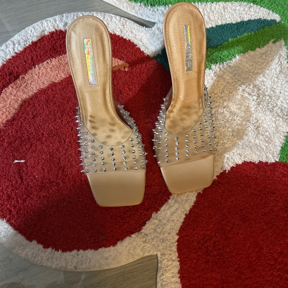 Liliana Heels